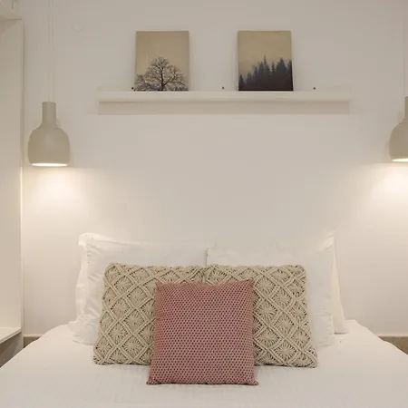Apartment Arroios Urban Escape With Mezzanine Lisbon