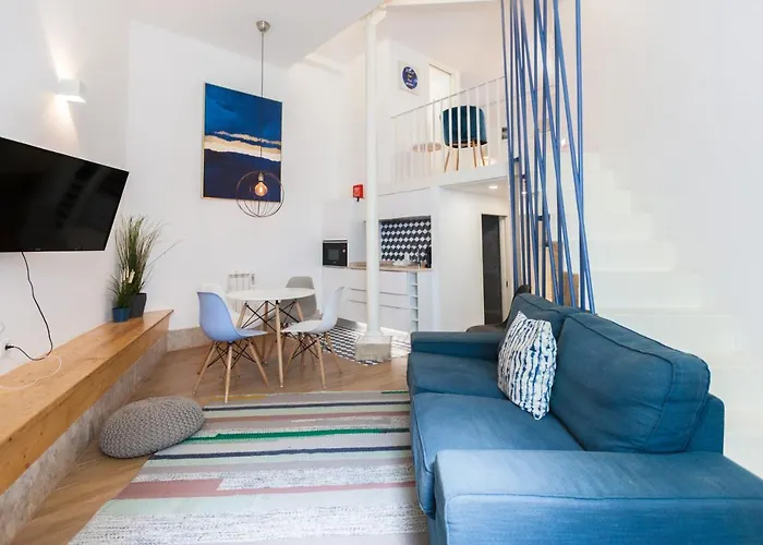 דירה Arroios Urban Escape With Mezzanine *